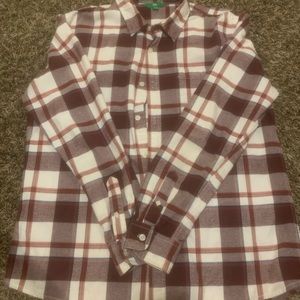 Flannel/ button down shirt